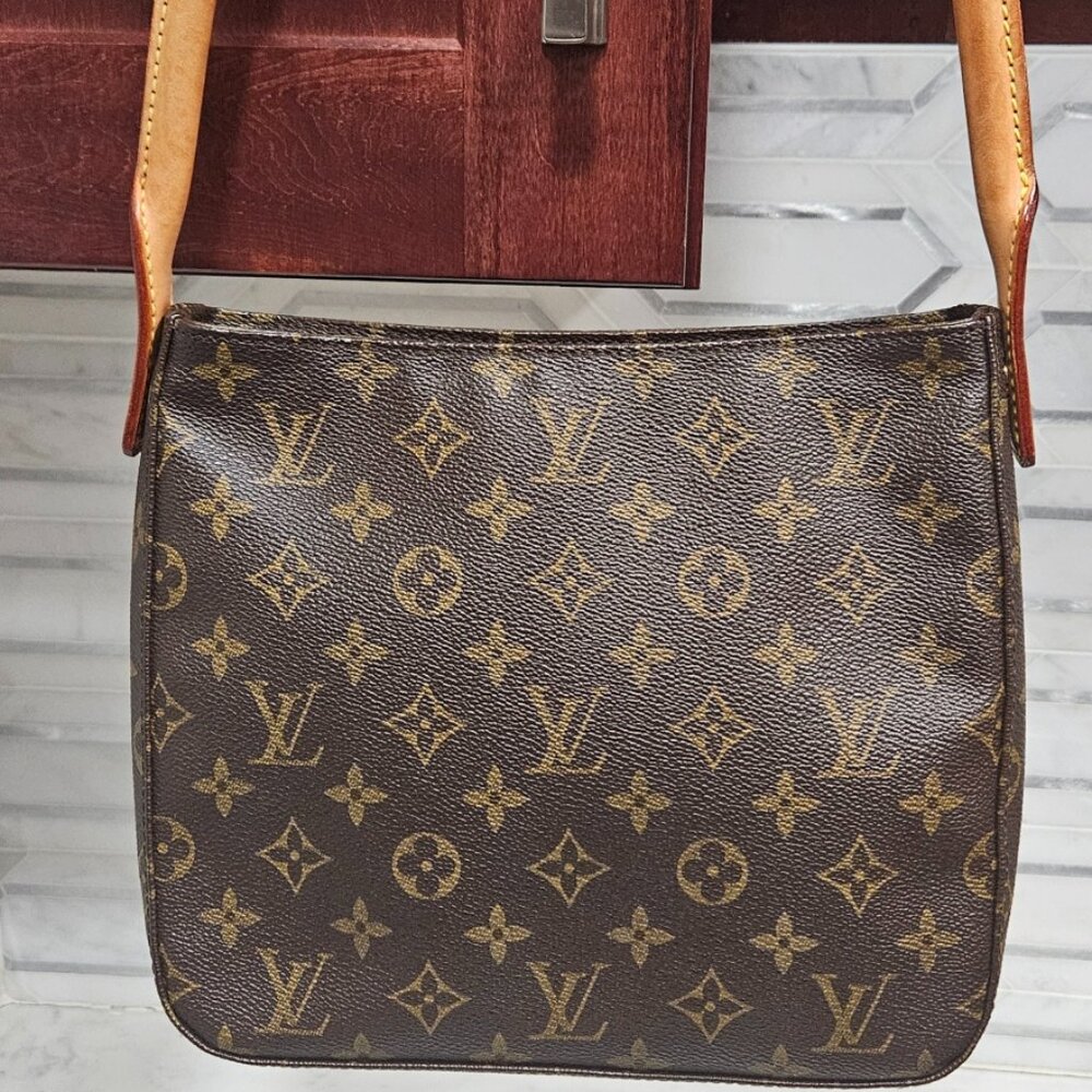 Vintage Louis Vuitton Monogram Canvas Looping MM - AUTHENTIC